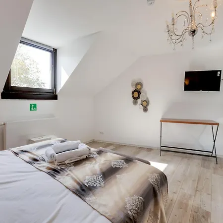 Apartment Comfort Stay, Cleaning Included *